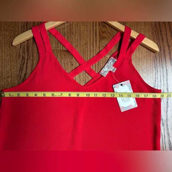 NEW Pink Rose Top - Picture 2 of 6